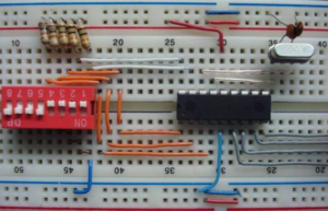 Lee más sobre el artículo DIP switch en protoboard: el pequeño interruptor que hace más fácil probar un circuito lógico